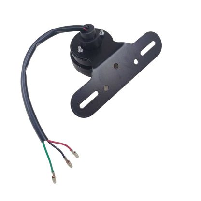Foco de luz stop para moto trasero porta placa universal - Imagen 2